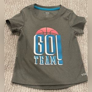 DSG Grey Go Team Basketball Graphic Short Sleeve T-Shirt Girls Size 2XS (4-5)